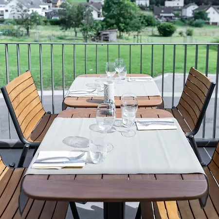 La Difference Hotel *